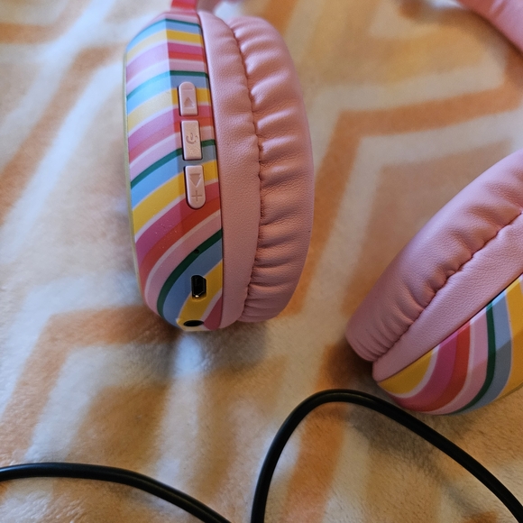 Colorful Striped Headphones - Pink - Picture 2 of 4
